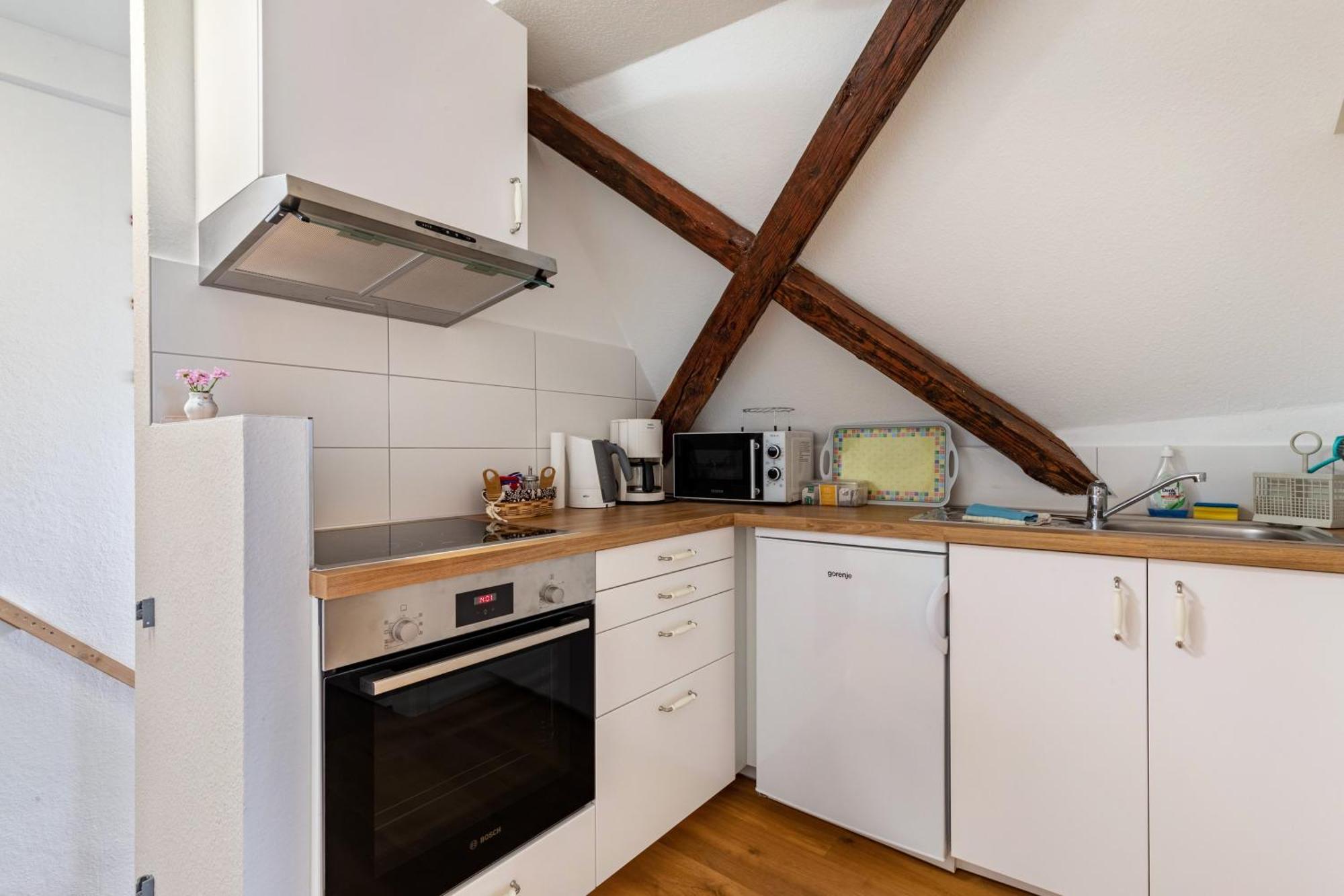 Apartmenthaus Ferienwohnungen Sila Weinstadt Bagian luar foto