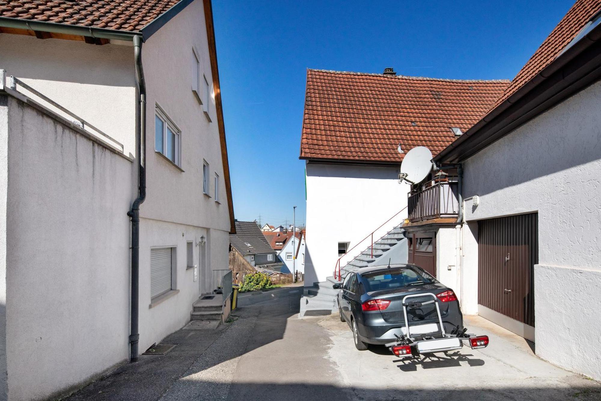Apartmenthaus Ferienwohnungen Sila Weinstadt Bagian luar foto